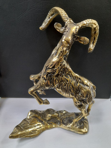 مجسمه قوچ برنجی