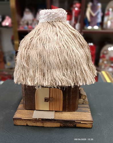 جاعودی کلبه چوبی